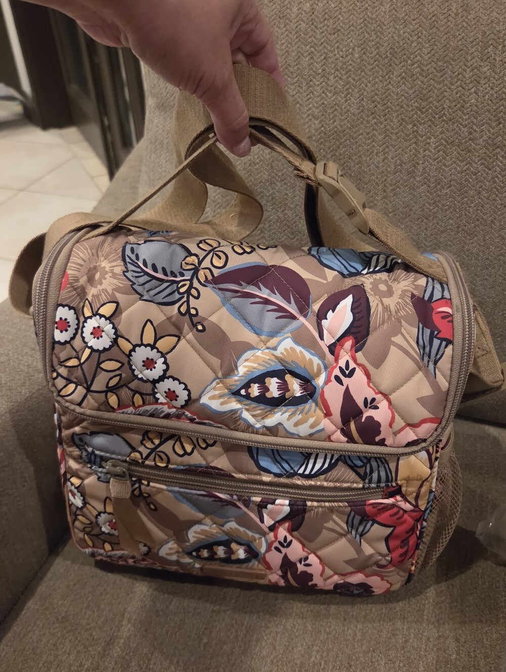 Vera Bradley Quilted Floral Lunchbag- Beige Multicolor Botanical Beauty